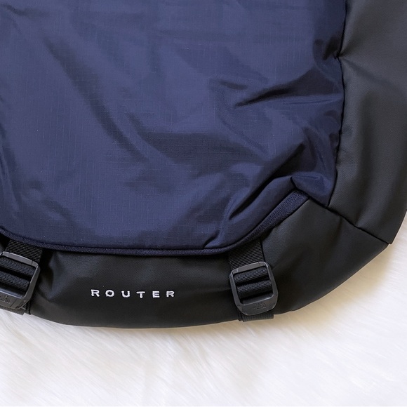 The North Face Router 40 Liter Backpack - Picture 2 of 9